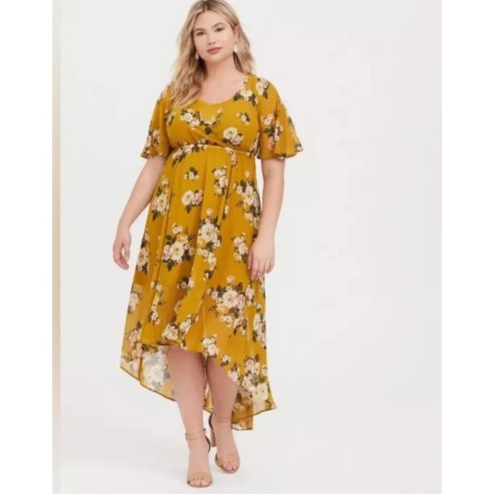 Torrid Floral Chiffon High Low Maxi Dress Flutter Sleeve Gold Size 1 1X  No Slip